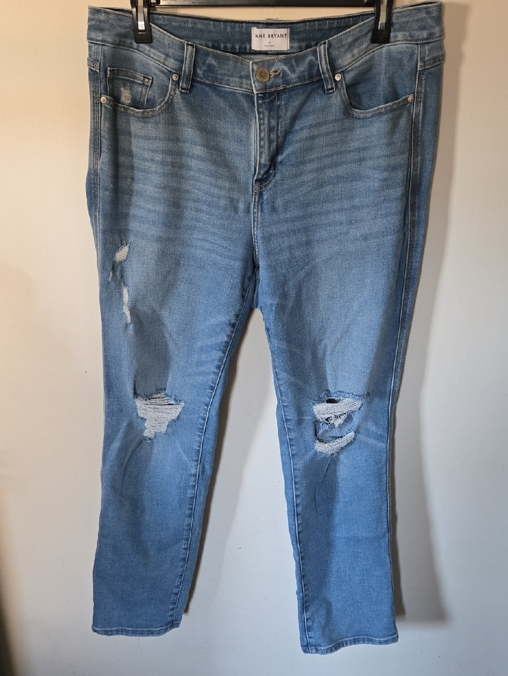 Lane Bryant Mid Rise Straight Light Wash Distressed Boyfriend Jeans Size 18